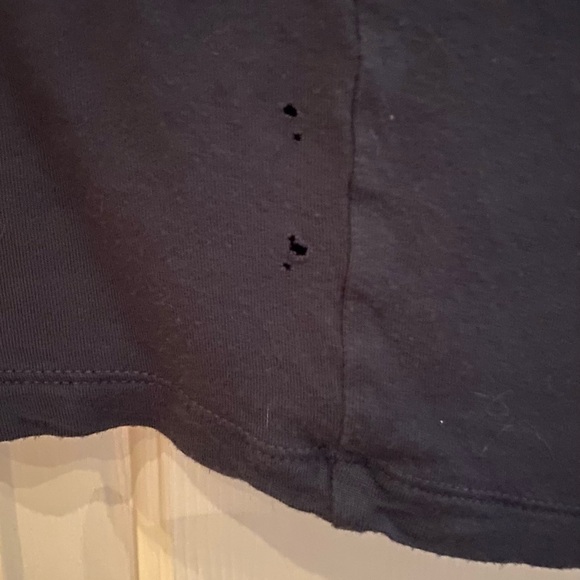 Old Navy Low Cut Shirt - Picture 4 of 4